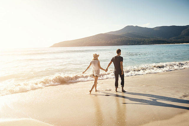 Par på stranden - Njut av en resa till Karibien och Guadeloupe